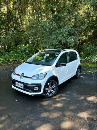 VOLKSWAGEN UP 1.0 170 TSI TOTAL FLEX XTREME 4P MANUAL VOLKSWAGEN UP 1.0 170 TSI TOTAL FLEX XTREME 4P MANUAL